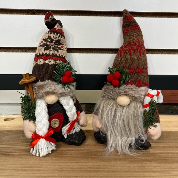 Christmas woodlands gnome couple - Picture 3 of 7
